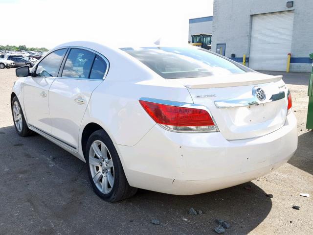 1G4GC5EDXBF149073 - 2011 BUICK LACROSSE C WHITE photo 3