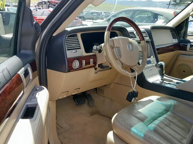 5LMFU28576LJ14684 - 2006 LINCOLN NAVIGATOR BEIGE photo 9