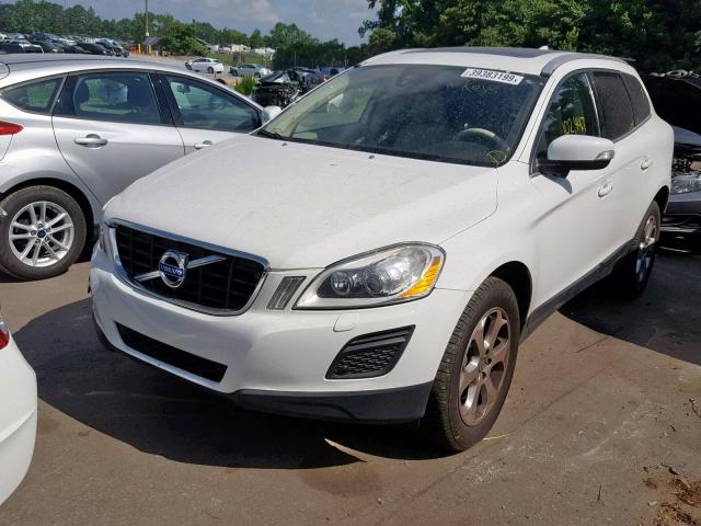 YV4952DL3D2418097 - 2013 VOLVO XC60 3.2 WHITE photo 2