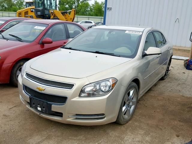 1G1ZH57BX9F139172 - 2009 CHEVROLET MALIBU 1LT GOLD photo 2