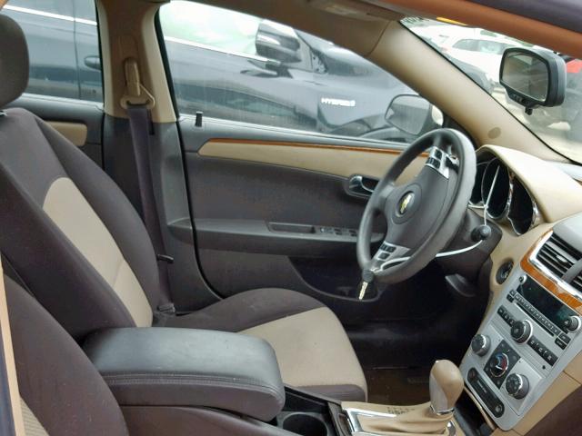 1G1ZH57BX9F139172 - 2009 CHEVROLET MALIBU 1LT GOLD photo 5