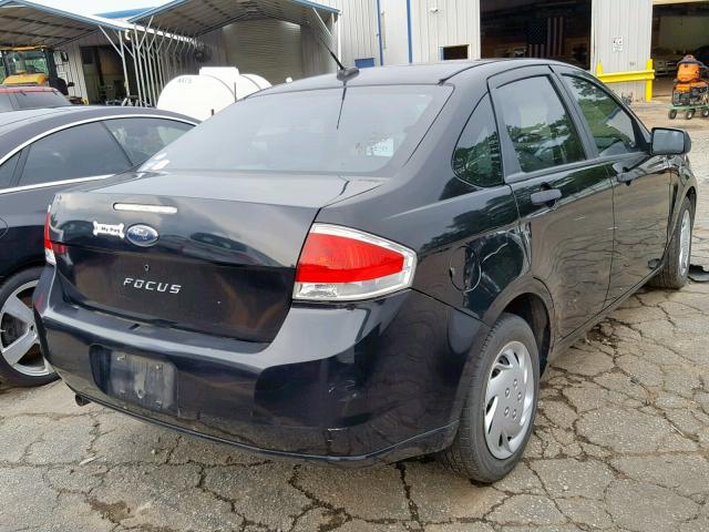 1FAHP34N78W146464 - 2008 FORD FOCUS S/SE BLACK photo 4