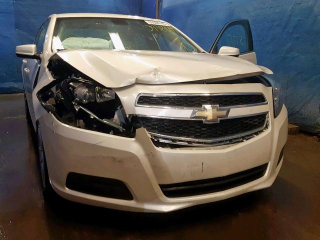 1G11D5RR5DF116328 - 2013 CHEVROLET MALIBU 1LT 白色 照片 9