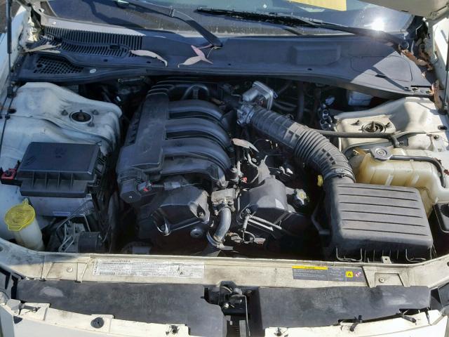 2D4FV48T75H618732 - 2005 DODGE MAGNUM SE WHITE photo 7