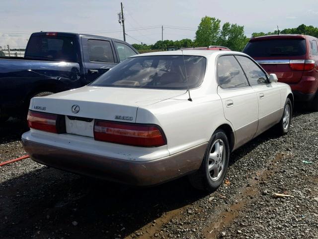 JT8BF12G7T0180975 - 1996 LEXUS ES 300 WHITE photo 4