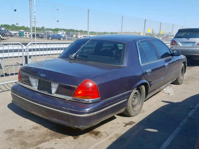 2FAFP73W6XX234143 - 1999 FORD CROWN VICT BLUE photo 4