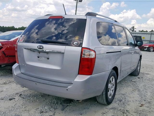 KNDMG4C32A6331347 - 2010 KIA SEDONA LX SILVER photo 4