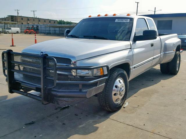 3B7MC33C82M300188 - 2002 DODGE RAM 3500 SILVER photo 2