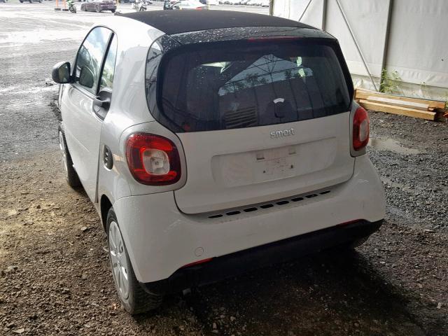 WMEFJ5DA3GK155911 - 2016 SMART FORTWO WHITE photo 3