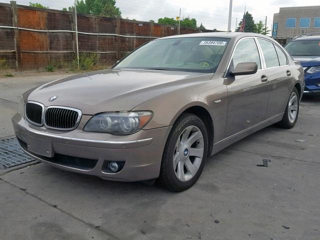 WBAHL83526DT02887 - 2006 BMW 750 I BROWN photo 2