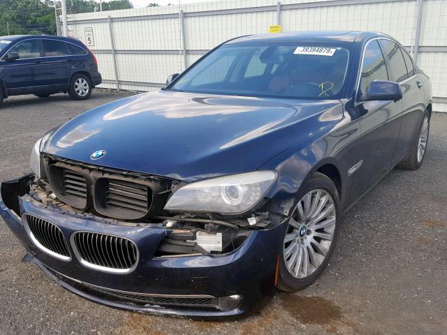 WBAKC6C53BC393985 - 2011 BMW 750 XI BLUE photo 2