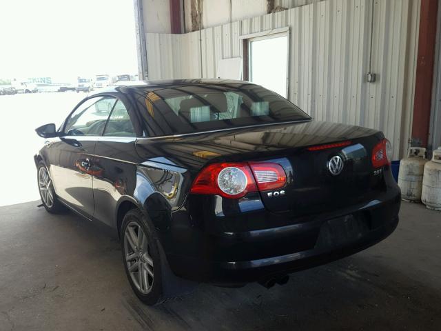 WVWFA71F49V019976 - 2009 VOLKSWAGEN EOS LUX 黑色 照片 3