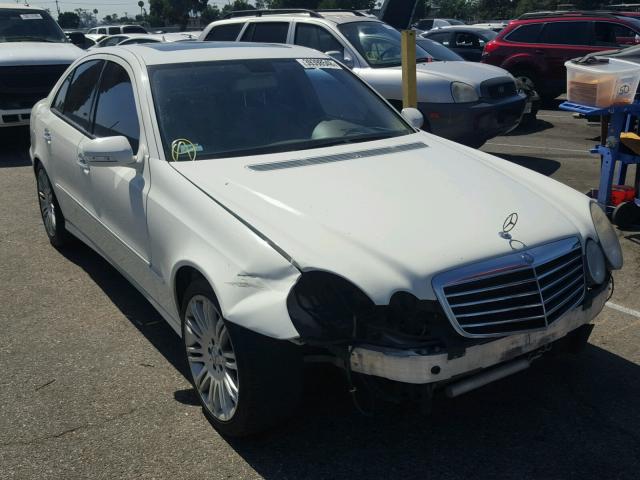 WDBUF72X87B105837 - 2007 MERCEDES-BENZ E 550 WHITE photo 1