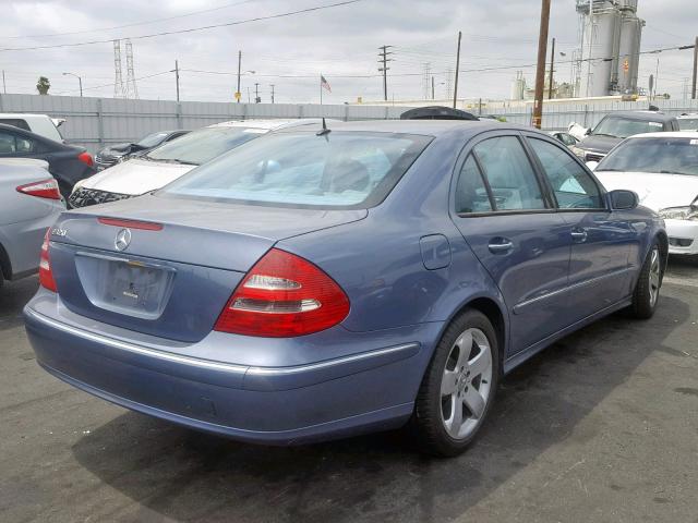 WDBUF65J94A419600 - 2004 MERCEDES-BENZ E 320 BLUE photo 4