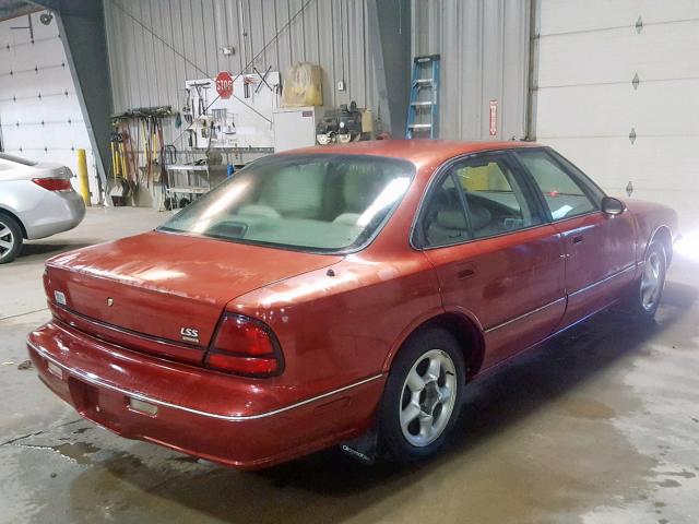 1G3HY52K9W4800529 - 1998 OLDSMOBILE LSS RED photo 4