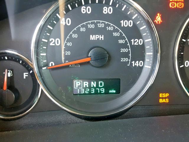 1J8HG48K67C598804 - 2007 JEEP COMMANDER SILVER photo 8