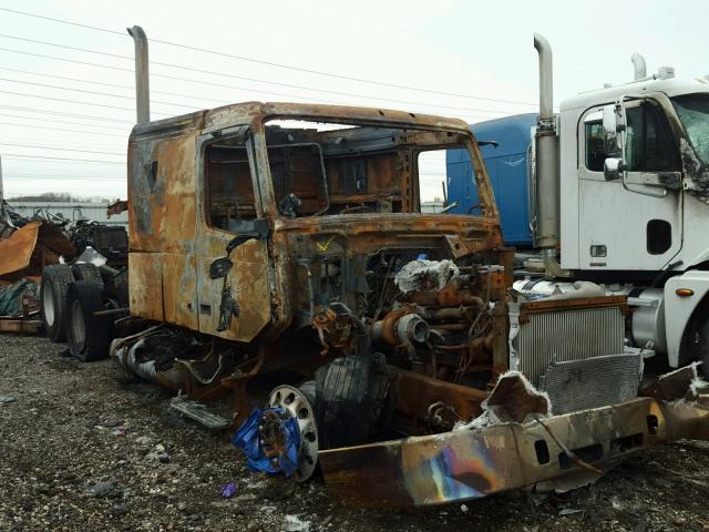 4V4ND4JHXYN231660 - 2000 VOLVO VN BURN photo 1