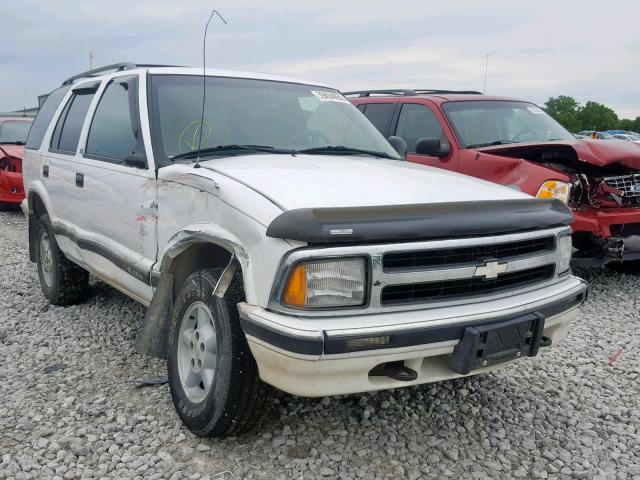 1GNDT13W7VK207213 - 1997 CHEVROLET BLAZER WHITE photo 1