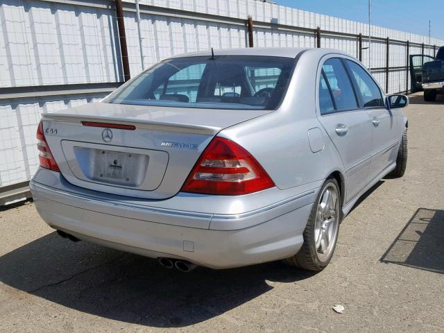 WDBRF76J46F759835 - 2006 MERCEDES-BENZ C 55 AMG SILVER photo 4