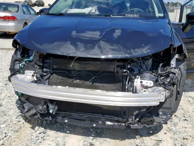 2C4RC1DG4JR131175 - 2018 CHRYSLER PACIFICA T BLACK photo 9