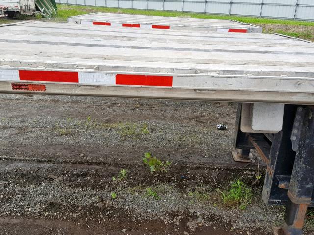 1TTE533A0H3020566 - 2017 BENTLEY TRAILER SILVER photo 5