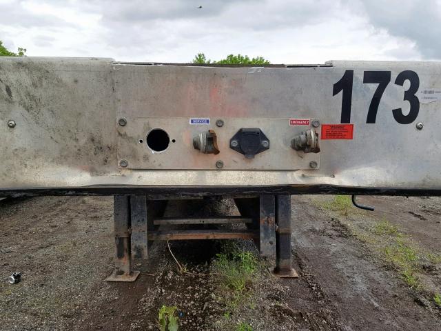 1TTE533A0H3020566 - 2017 BENTLEY TRAILER SILVER photo 8