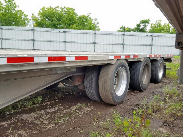 1TTE533A0H3020566 - 2017 BENTLEY TRAILER SILVER photo 9