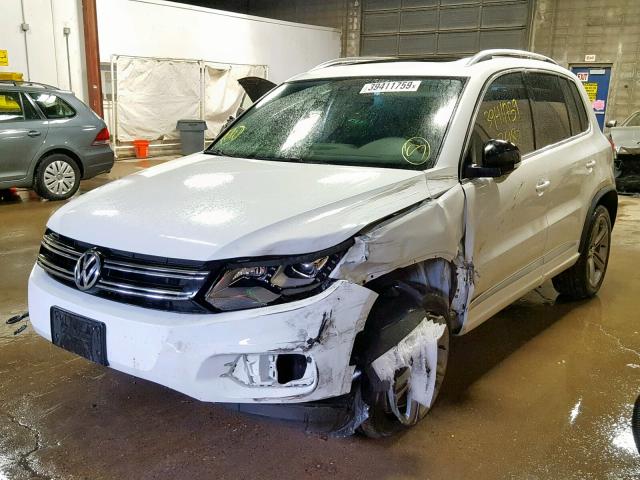 WVGUV7AX2HW505646 - 2017 VOLKSWAGEN TIGUAN SPO თეთრი ფოტო 2