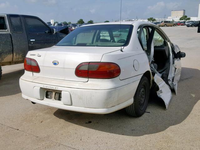 1G1ND52F45M143258 - 2005 CHEVROLET CLASSIC WHITE photo 4