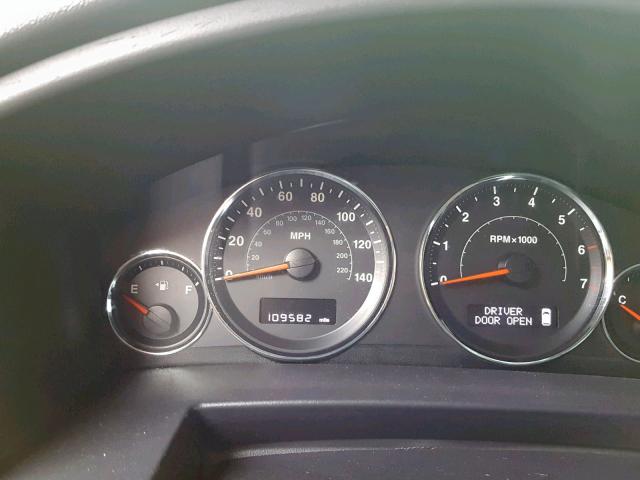 1J8HG48N78C191649 - 2008 JEEP COMMANDER WHITE photo 8