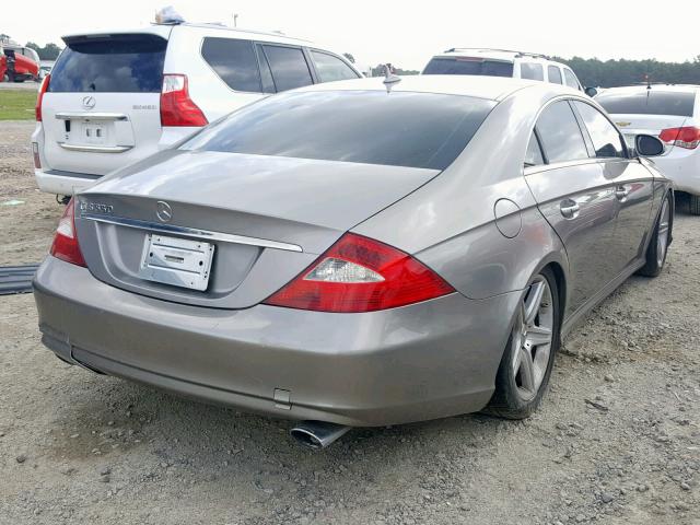 WDDDJ72X38A118590 - 2008 MERCEDES-BENZ CLS 550 TAN photo 4