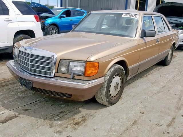 WDBCA39D6JA381140 - 1988 MERCEDES-BENZ 560 SEL GOLD photo 2