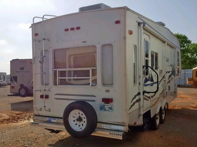 4X4FWCD274V008282 - 2004 WILD TRAILER WHITE photo 4