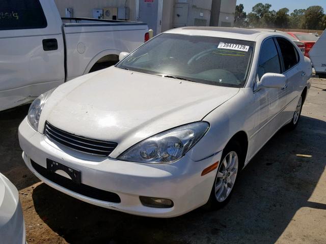 JTHBF30G720078430 - 2002 LEXUS ES 300 WHITE photo 2