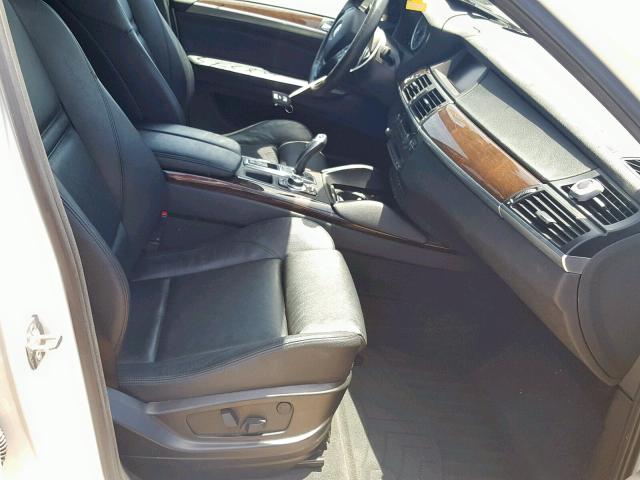 5UXFG8C52DL591981 - 2013 BMW X6 XDRIVE5 Beyaz fotoğraf 5