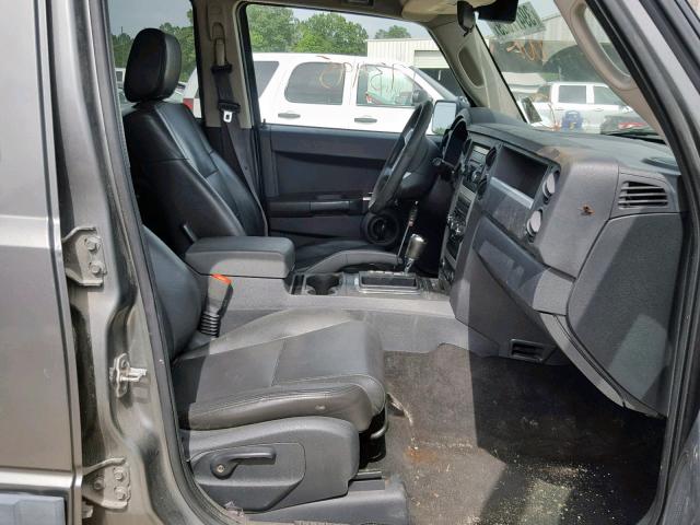 1J8HH48N78C151424 - 2008 JEEP COMMANDER GRAY photo 5