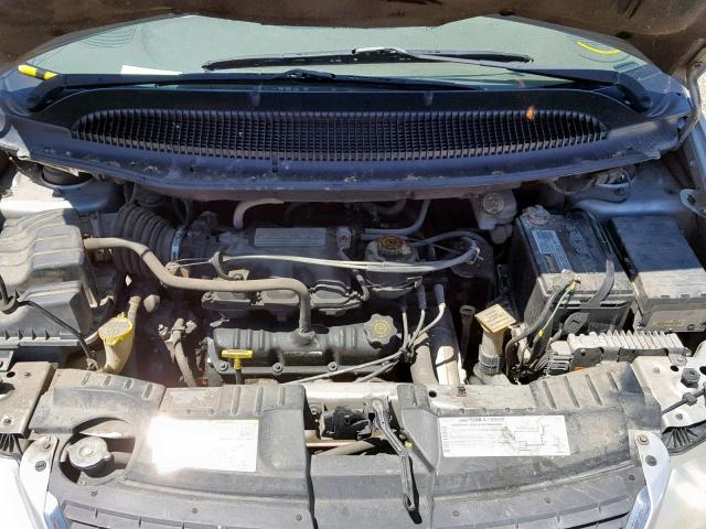 2C4GP44353R332581 - 2003 CHRYSLER TOWN & COU SILVER photo 7