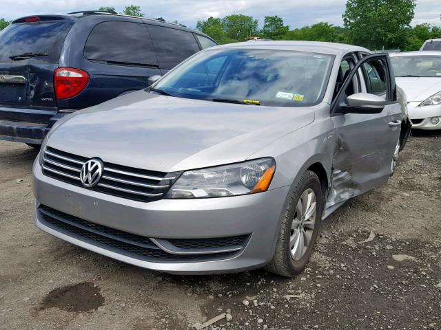 1VWAS7A38EC105033 - 2014 VOLKSWAGEN PASSAT S SILVER photo 2