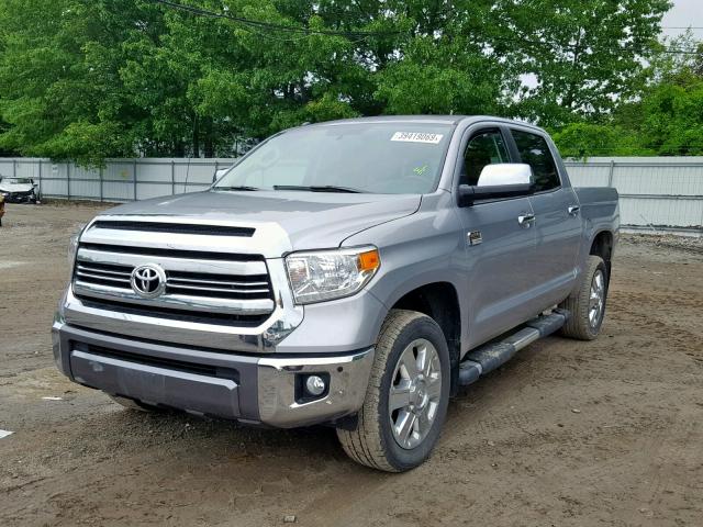 5TFAY5F19HX599767 - 2017 TOYOTA TUNDRA CRE SILVER photo 2