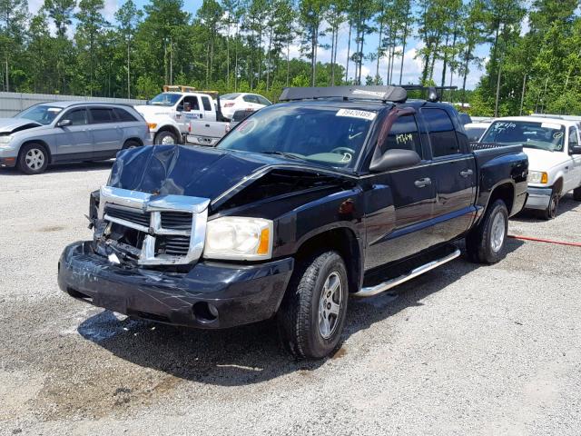 1D7HE48K26S556928 - 2006 DODGE DAKOTA QUA BLACK photo 2