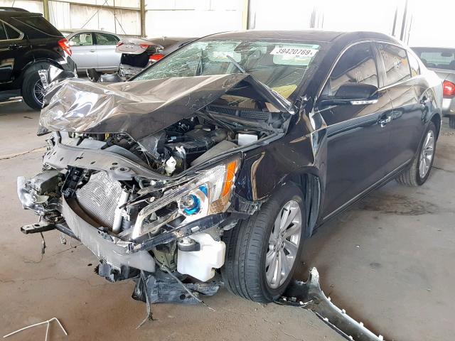 1G4GB5G34GF232772 - 2016 BUICK LACROSSE BLACK photo 2