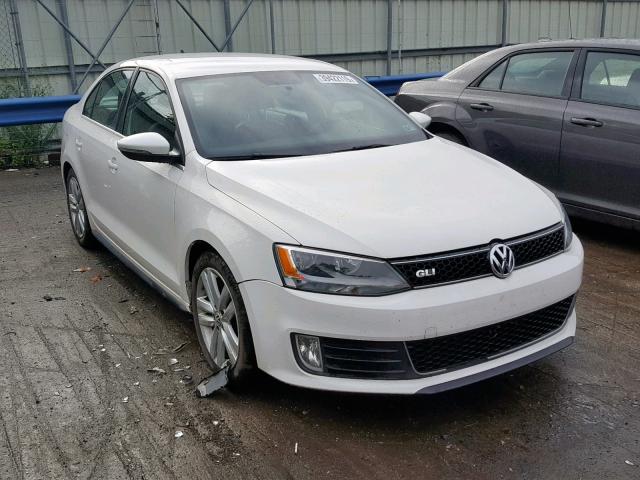 3VW4A7AJ3CM090872 - 2012 VOLKSWAGEN JETTA GLI WHITE photo 1