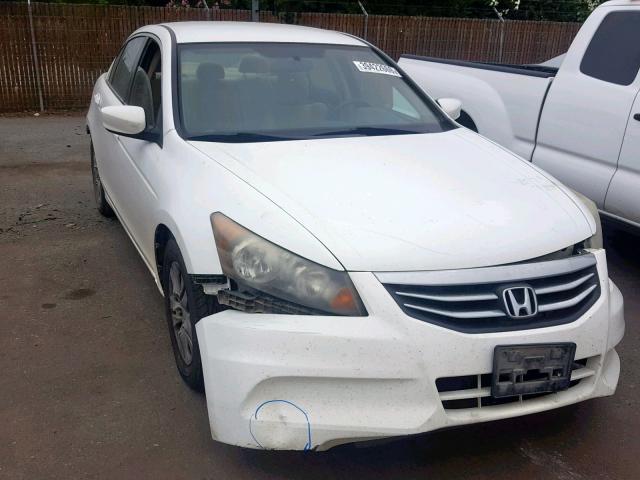 1HGCP2F43BA007621 - 2011 HONDA ACCORD LXP WHITE photo 1