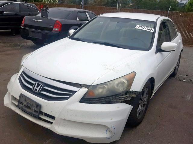 1HGCP2F43BA007621 - 2011 HONDA ACCORD LXP WHITE photo 2