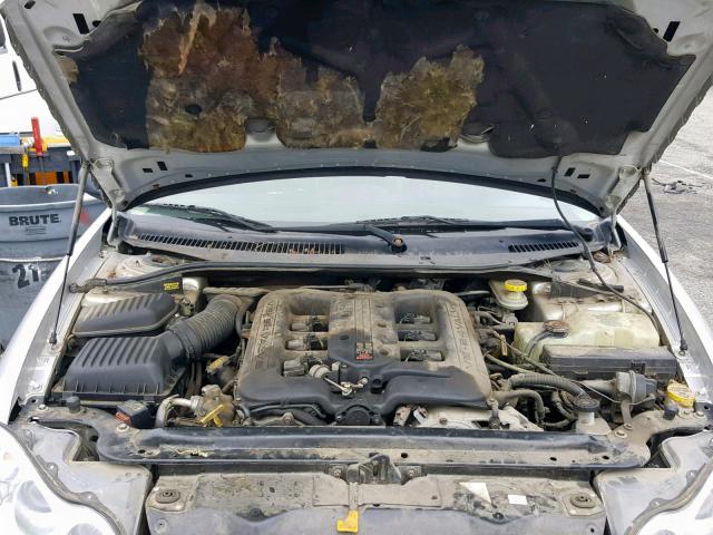 2C3HC56G81H642253 - 2001 CHRYSLER LHS SILVER photo 7