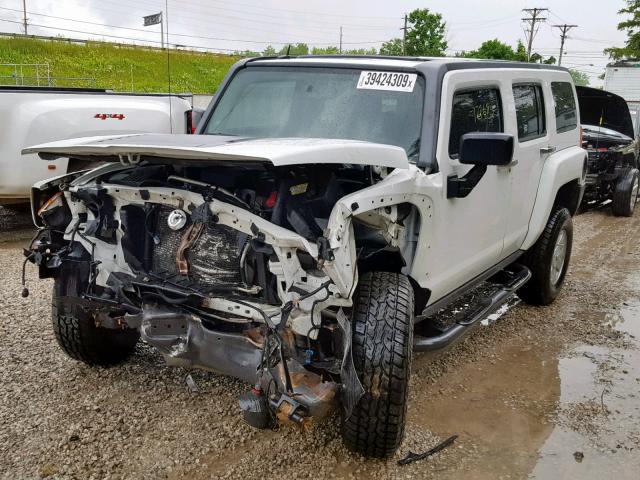 5GTDN13E378142251 - 2007 HUMMER H3 WHITE photo 2