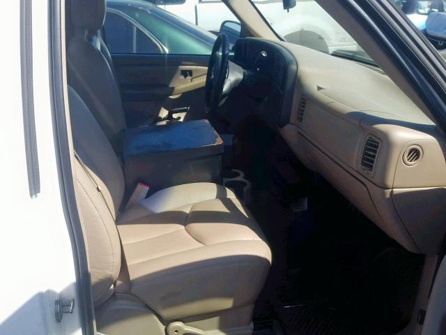 1GCEC14XX7Z149757 - 2007 CHEVROLET SILVERADO WHITE photo 5