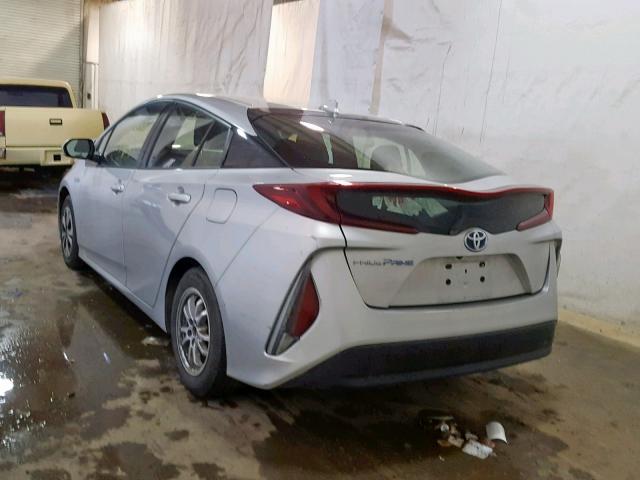 JTDKARFP4H3010460 - 2017 TOYOTA PRIUS PRIM 银色 照片 3