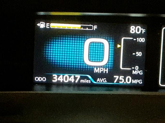 JTDKARFP4H3010460 - 2017 TOYOTA PRIUS PRIM 银色 照片 8