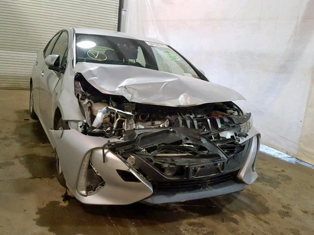 JTDKARFP4H3010460 - 2017 TOYOTA PRIUS PRIM 银色 照片 9